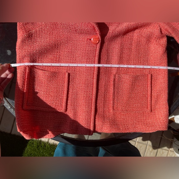 St. John size 4 blazer in excellent worn condition 💞 - Picture 8 of 8